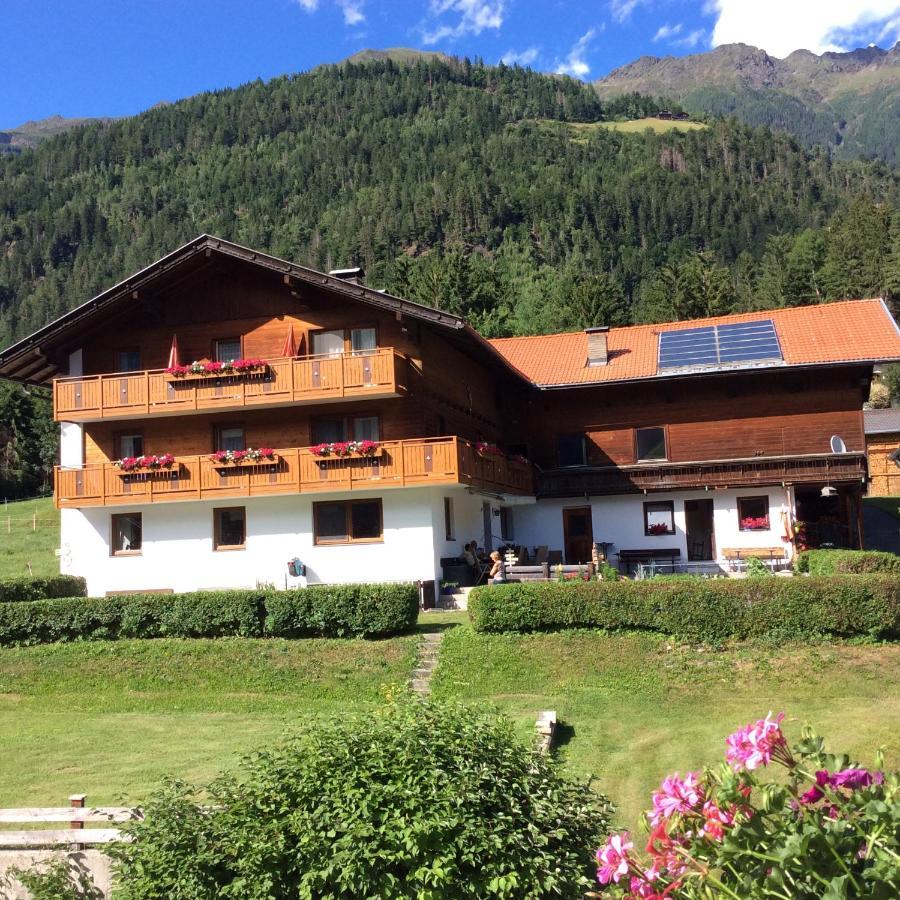 Haus Eder Burgi Otel Nikolsdorf Dış mekan fotoğraf
