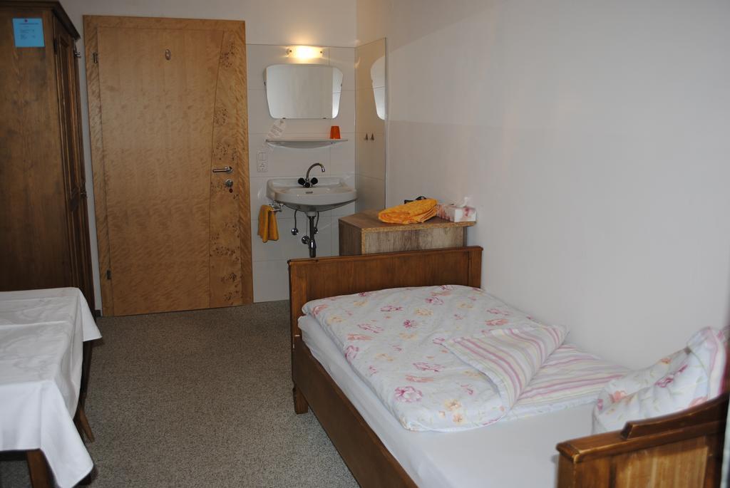 Haus Eder Burgi Otel Nikolsdorf Dış mekan fotoğraf
